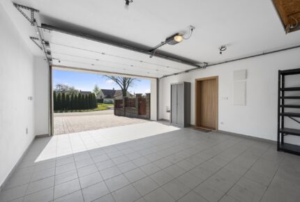 Galerie - Útulný přízemní dům k nastěhování