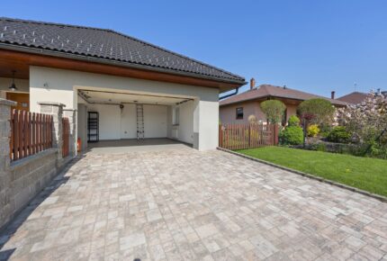 Galerie - Útulný přízemní dům k nastěhování