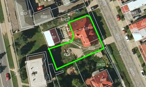 Katastrální mapa - Prostorný byt 3+1 se zahradou a parkováním